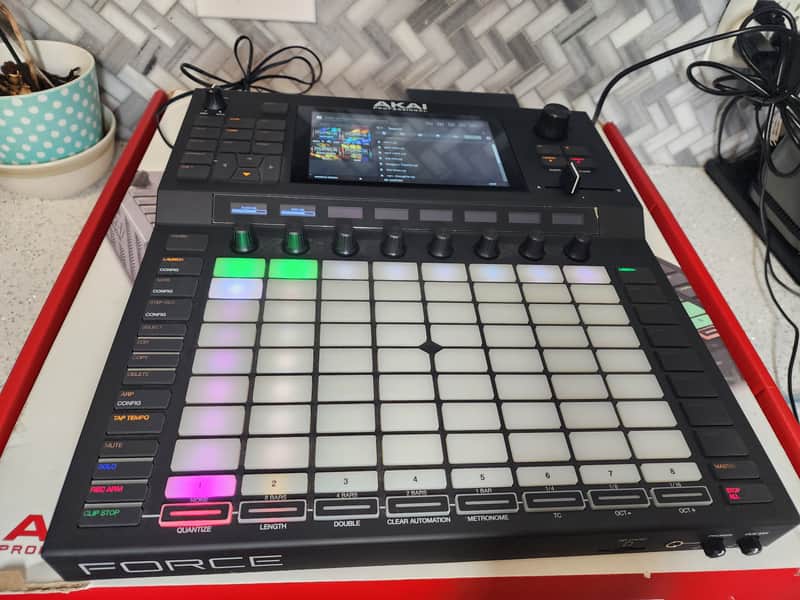 Akai Force Standalone Music Production / DJ Performance System