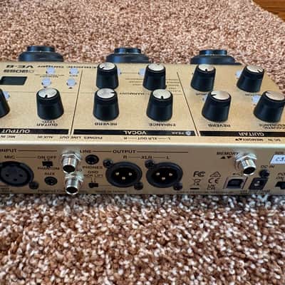 Boss VE-8 Acoustic Singer Pre-Amp 2016 - Present - White image 3