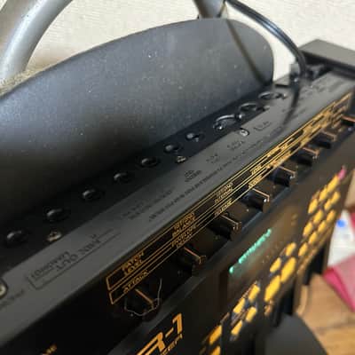 Roland GR-1 Guitar Synthesizer 2000s - Black image 4
