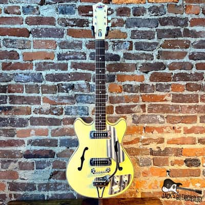 Teisco EP-9T Electric Guitar (1960s - White) image 2