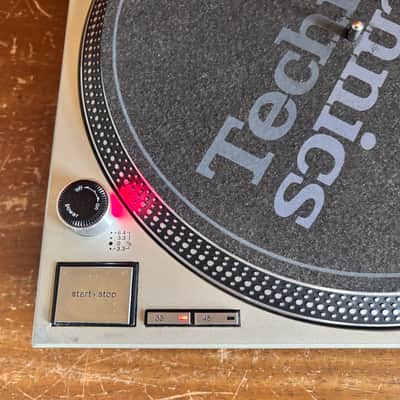 Technics SL-1200MK5 Silver Analog DJ Turntables w/ SHURE M44G image 2
