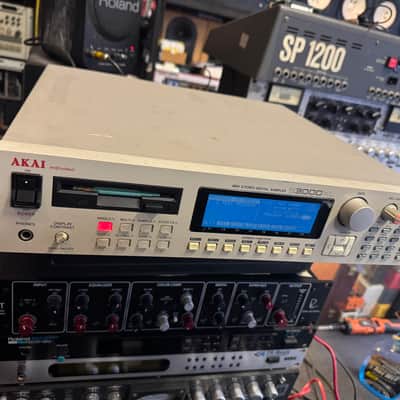 AKAI S3000XL Rack ver2.0 Sampler 16Mword /8 outs /SCSI S 3000XL //ARMENS// image 3