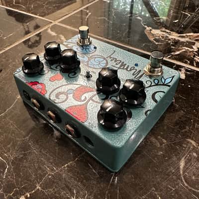 Keeley Monterey Rotary Fuzz Vibe 2016 - Present - Blue / Graphic image 4