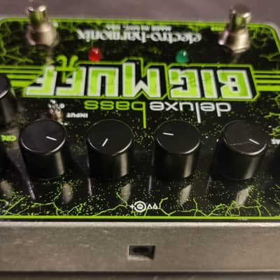 Electro-Harmonix Deluxe Bass Big Muff Pi Distortion / Sustainer 2012 - Present - Black / Green image 4