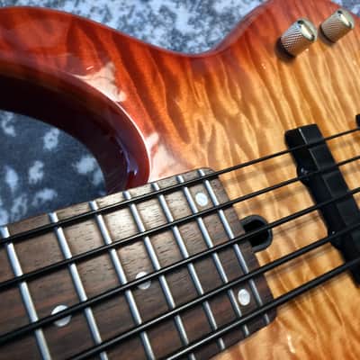 Yamaha BB-G5 5 String Electric Bass High Definition Tiger Amber Burst Top image 1