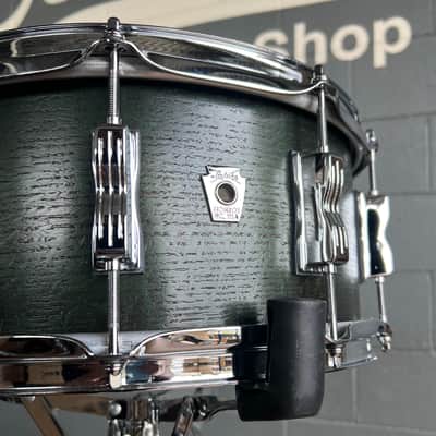 Ludwig Classic Oak 6.5x14" Snare Drum in Green Burst image 3