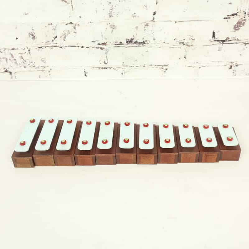 Unbranded Individual Resonator Bells (Whole Notes) Set of 11 White & Red image 1