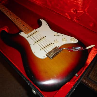 Fender Stratocaster 1972 Sunburst image 2