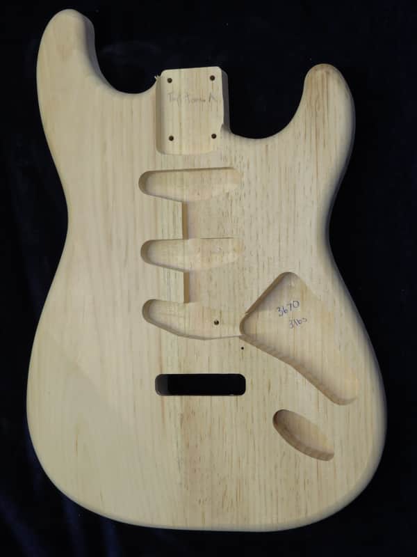 40yr Aged Pine Strat Style body - 3lbs #3670  *IMPORT CHARGES INCLUDED image 1