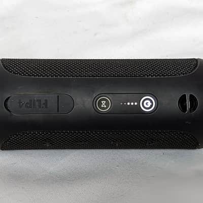 JBL FLIP4BLK Flip 4 Splashproof Portable Bluetooth Speaker image 5
