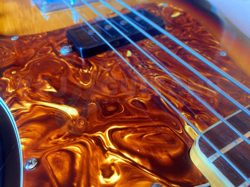 GUYATONE EB-5 BASS c.1969 JAPAN - ALL ORIGINAL ***CLEARANCE