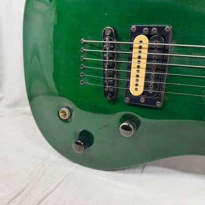 Carvin CT3 ct-3 California Carved Top Guitar with Case 2000s - Green / Maple fingerboard image 5