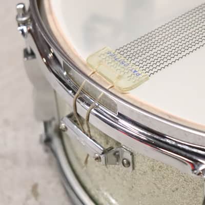 Ludwig Pioneer 5.5x14" Snare Drum 6 Lug Silver Sparkle Vintage 1960's image 10