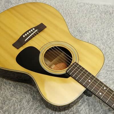 Vintage 1970's made Yamaha Acoustic Guitar FG-152 Orange Label Made in Japan image 2