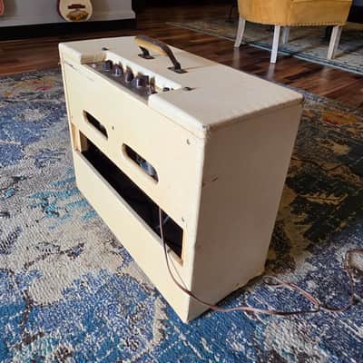1960 Gibson Gibsonette Tremolo GA-8T Discoverer - 1x12 - Tube Combo Amp image 5