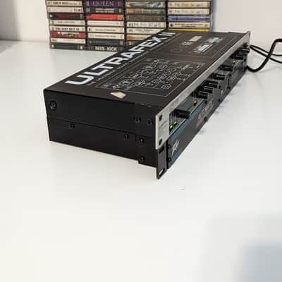 Vintage Rack Bundle: Behringer Ultrafex II EX3100 + Peavey Automate MIDI Programmable EQ image 6