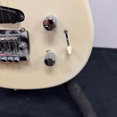 Vintage Washburn G-3V Electric Guitar Made in the USA 1980's image 7