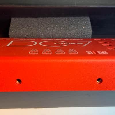 CIOKS DC7 Power Supply Limited Edition - Gear Hero - Red image 4