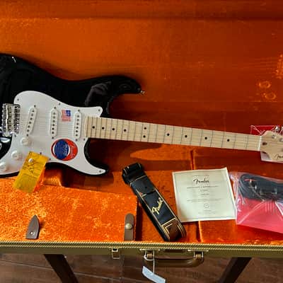 Fender Eric Clapton Artist Series Stratocaster with Vintage Noiseless Pickups  Black #US23019408 7 lbs  11.7 oz image 1