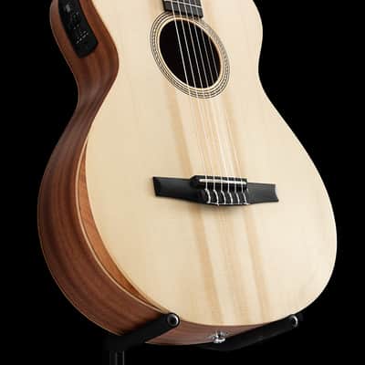 Taylor Academy 12e-N Nylon image 4