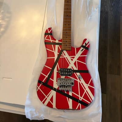 Firefly FFVHSTHAY-605 2025 - EVH Relic striped guitar(Brand New unplayed) image 4