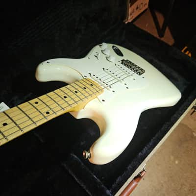 Vintage  squire  stratocaster Made in Korea image 3
