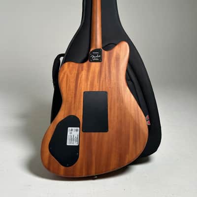 Fender American Acoustasonic Jazzmaster 2021 - Present - Arctic White image 4