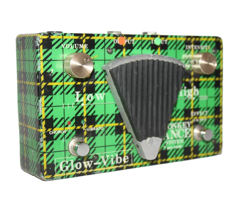 sobbat Glow-Vibe ユニバイブ コーラス Sobbat Glow-Vibe GV-1 Monkey Dance Univibe Effects Guitar Pedal