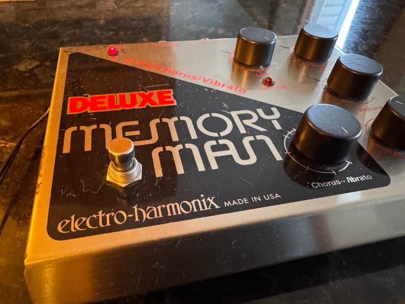 Electro-Harmonix Deluxe Memory Man Reissue