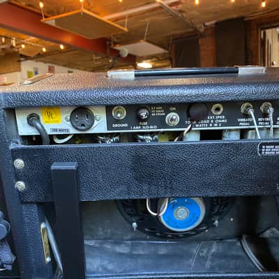 Fender Princeton Reverb 15-Watt 1x10" Guitar Combo 1970 - 1976 - Silverface image 4