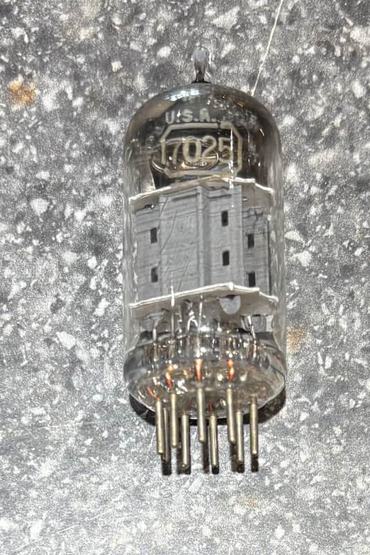 7025 / 12AX7 Tube image 1