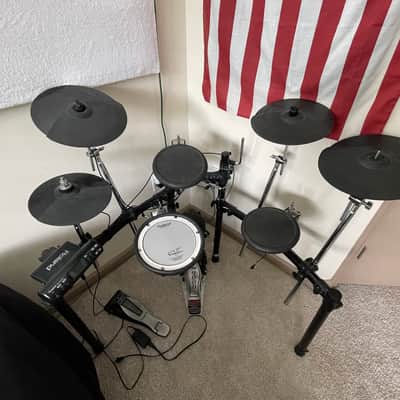 Roland TD - 4 V Drum Kit 2012 image 1