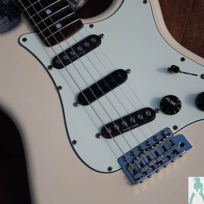 Fender ST72-145RB Ritchie Blackmore Signature Stratocaster CIJ - Olympic White - Pro Set Up w Perfect Frets/Action/Intonation! image 19