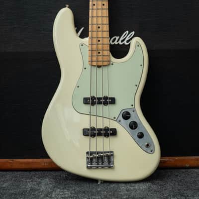 Fender American Pro Jazz Bass 2010's - Olympic White image 2