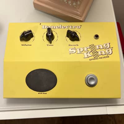 Danelectro Spring King Reverb 2000s - Yellow image 1