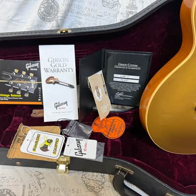 2000 Gibson Custom Shop Historic R7 Les Paul Goldtop ‘57 Reissue **Time Capsule** Played Once Then Stored In Case In Climate Controlled Room ABSOLUTE COLLECTOR GRADE! image 3