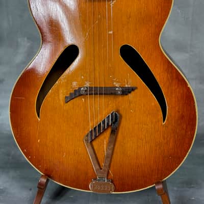 Early 1940's Gretsch Super Synchromatic 160 Cat's Eye image 2