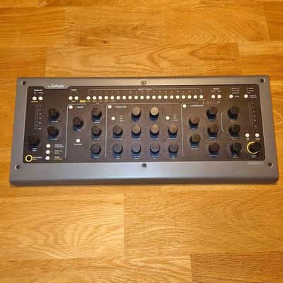 Softube Console 1 MKII Hardware/Software Mixer | Reverb Canada