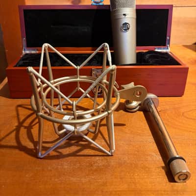 Warm Audio WA-87 R2 Studio Vocal Microphone - Nickel image 2