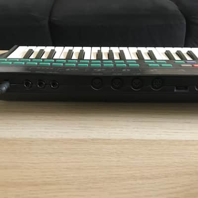 Yamaha DX100 Programmable Algorithm Synthesizer 1985 - Black image 3