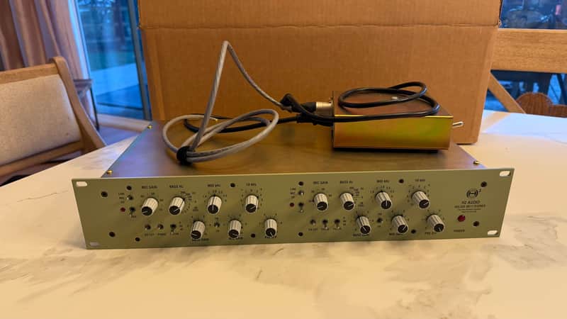 H2 Audio Helios 0011 Stereo 2025 - Mint green image 1