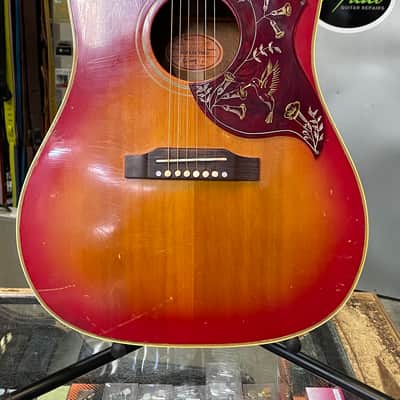 Gibson Hummingbird 1968 - Cherry Sunburst image 2