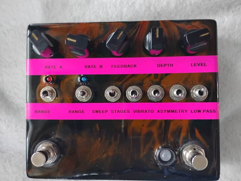 414 Milwaukee Mood Machines Wet rocks deluxe 2025 - Epixy image 1