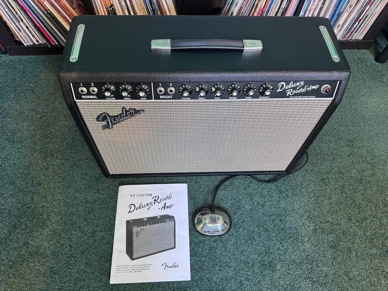 Fender '64 Custom Deluxe Reverb-Amp 2-Channel 20-Watt 1x12" Guitar Combo 2017 - Present - Black image 1