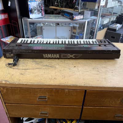 Vintage Yamaha DX7 Digital Programmable Algorithm Synthesizer Synth Keyboard Made in Japan Just Serviced image 15