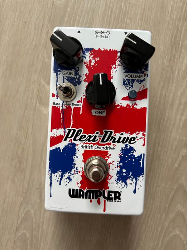 Wampler Plexi Drive 2017 - White with Flag Graphic