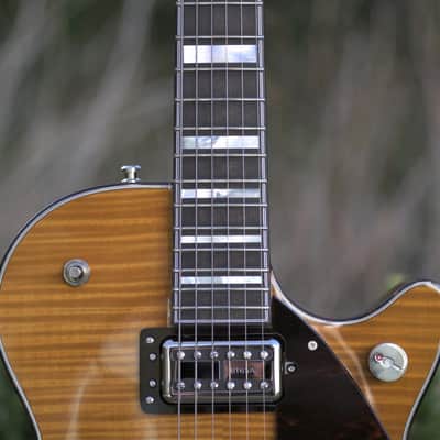 Gretsch G6134TFM-NH Nigel Hendroff Signature Penguin™, Ebony Fingerboard - Amber Flame image 7
