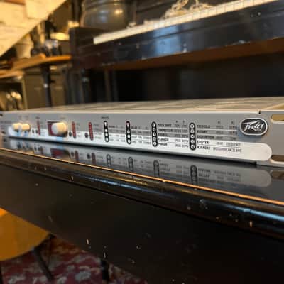 Peavey Dual DeltaFex Multi-Effects Processor 2010s - Silver image 2