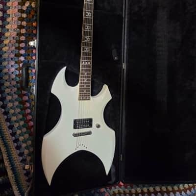 ESP LTD MAX-600 Max Cavalera Signature 2007 - 2008 - Snow White image 1