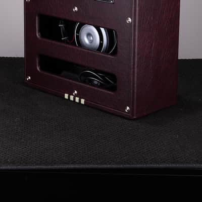 Supro Delta King 12 1x12-inch 15-watt Tube Combo Amp - Burgundy and Cream image 3